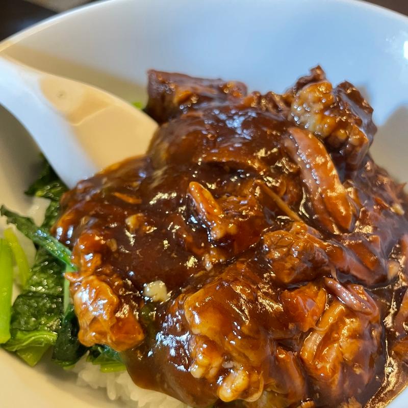 牛バラ飯(中華福林 新百合ヶ丘)