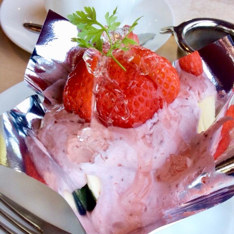 いちごのティラミス風(ヴィラージュ 川端)