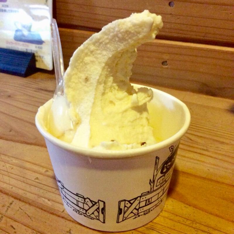 ラムレーズン(イートイン用カップ)(ジェラートショップ香想)