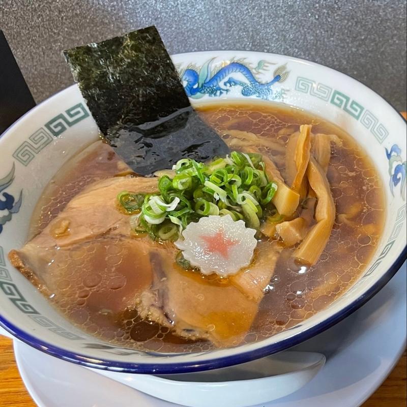 鶏醤油ラーメン（太麺）(ラーメン わら)