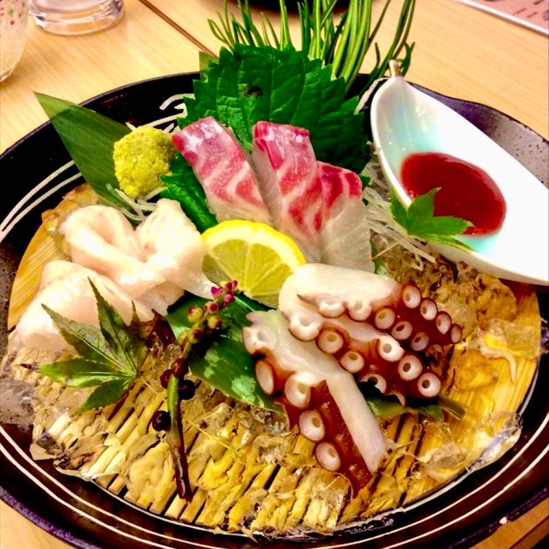 明石名物(刺身)三種盛り(あかし亭 魚の棚)