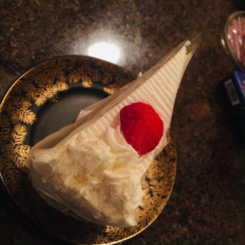 カステラ苺ショート(すすむ)