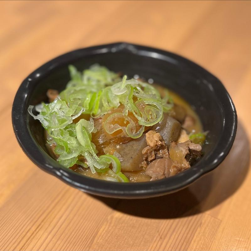 鶏もつ煮込み(鳥一伝承　焼鳥酒場ヤスモリ商店)