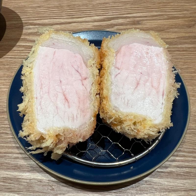 岩中豚　特ロースかつ(とんかつ成蔵（南阿佐ヶ谷）)