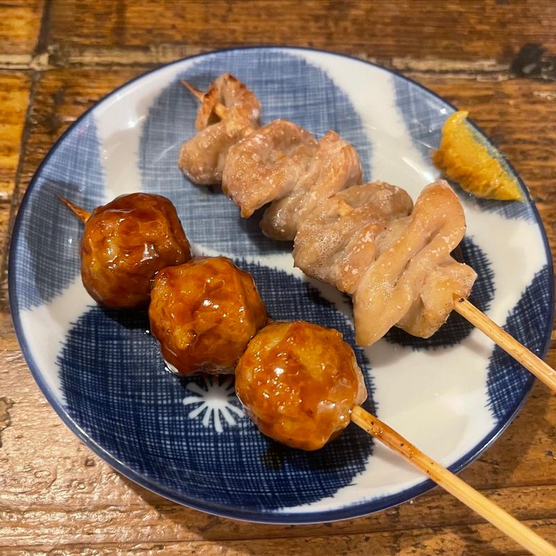 せんべろセット串焼き2種(もつ焼きごえん 野毛店)