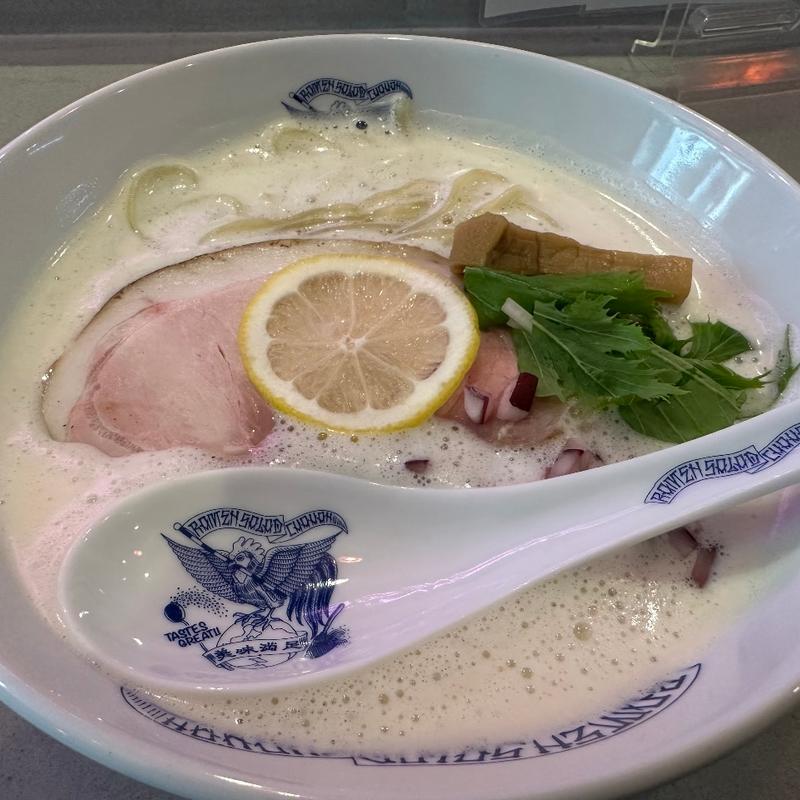 鶏白湯(NOT ONLY TOKYO)