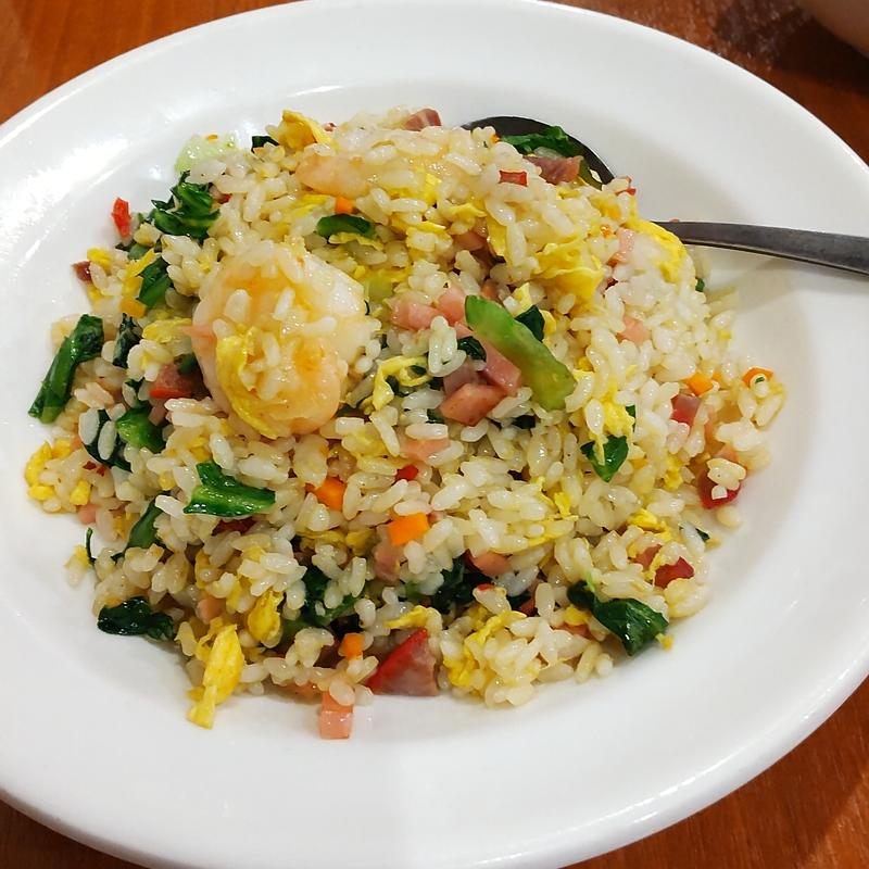 五目チャーハン(中華料理 一心飯店)