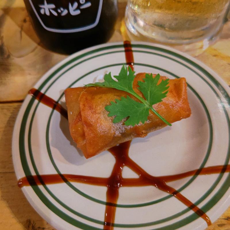 サバとゴルゴンゾーラの春巻き(チャコールスタンド野毛)