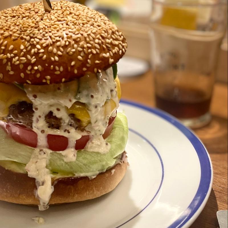 アボカドチーズバーガー(the day east tokyo（ザデイ）)
