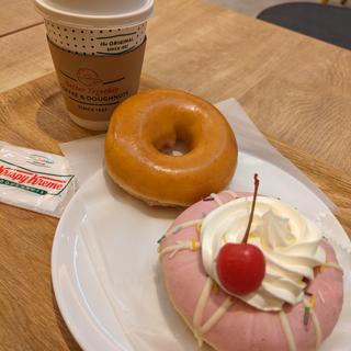 1stアニバーサリー(クリスピー・クリーム・ドーナツ 東京国際フォーラム店)