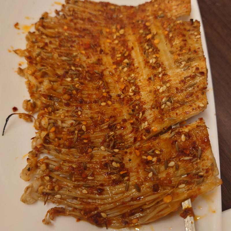 エノキ焼き(沸騰焼烤猪小妖)