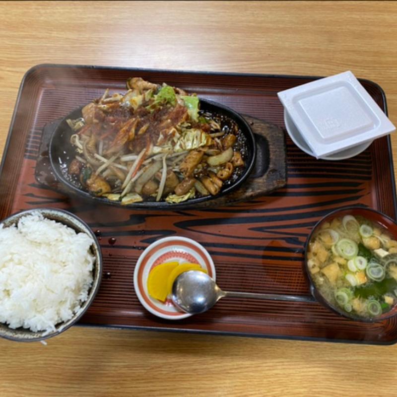 ホルモン定食(ドライブインいづみ)