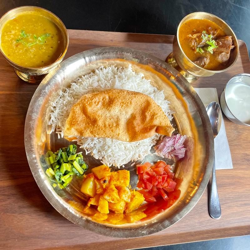 ダルバート(スプーンソング)