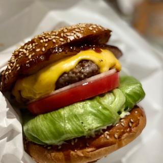 自家製ベーコンチーズバーガー(the day east tokyo（ザデイ）)