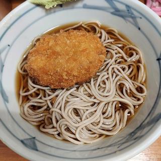 冷 牛肉コロッケそば(加賀)