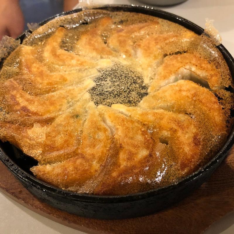 餃子2人前(屋台屋 博多劇場 目黒店)