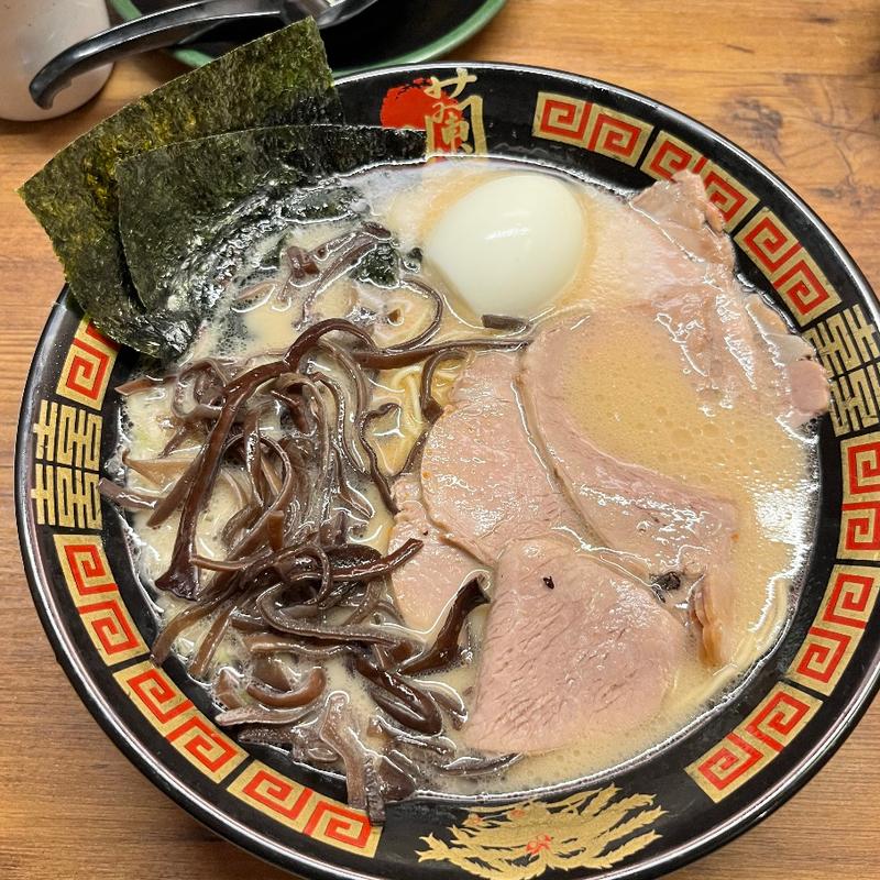 ラーメン　チャーシュー　キクラゲ　たまご　のり(一蘭　札幌すすきの店)
