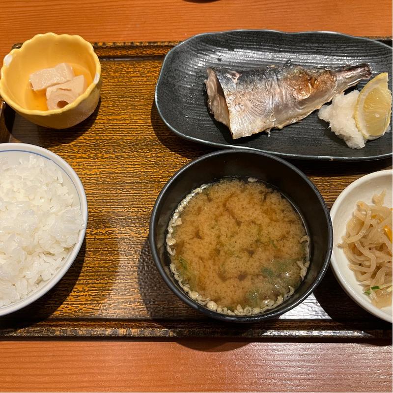 生鯖塩焼き定食(恵比寿 土鍋炊ごはん なかよし 明治通り店)