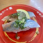 北海道産さんまの食べ比べ （生・塩炙り）(かっぱ寿司 三木店)
