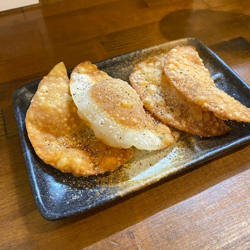 餃子の皮チップ(大衆酒場みつ星餃子 七日町店)