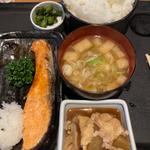 鮭の焼き魚定食(ちょっぷく)