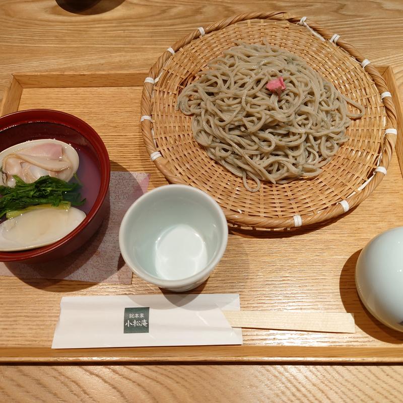 桜切り蕎麦と蛤のお吸い物(小松庵総本家 丸の内オアゾ店（Komatsuan Sohonke Marunouchi Oazo）)
