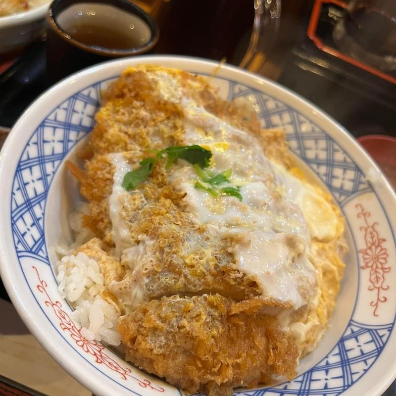 特カツ丼(とんかつまるや 新橋駅前本店)