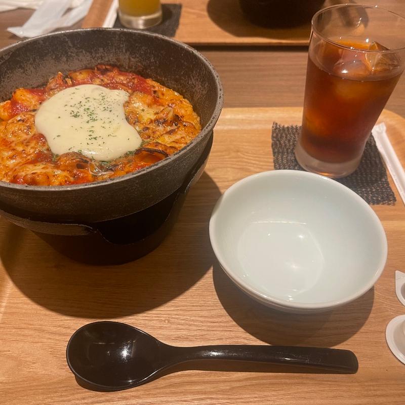 海の幸のシーフードトマトクリームドリア(神戸元町ドリア あべのハルカスダイニング店)