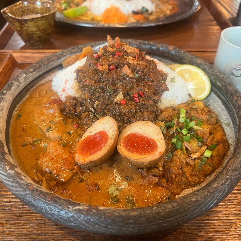 あいがけカレー(咖喱と珈琲 ニュータンバ)