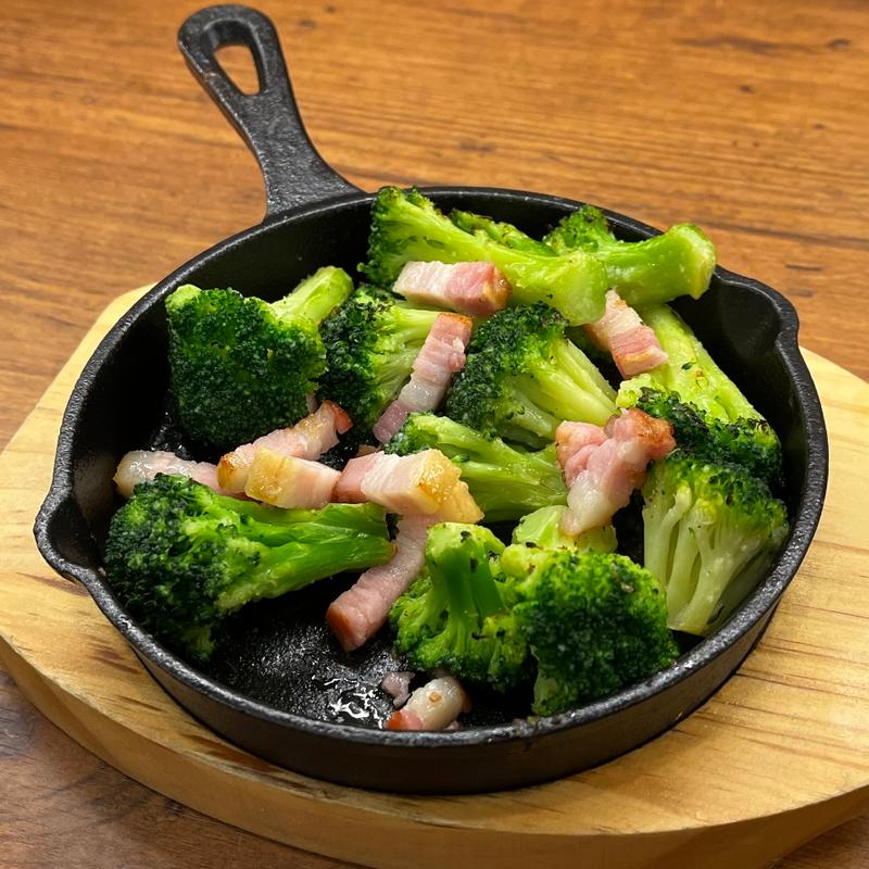 ブロッコリーのガーリックソテー(オリーブの丘 東上尾店)