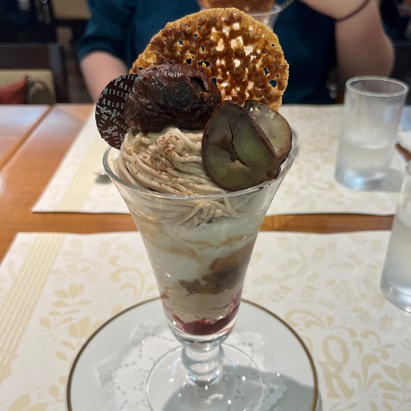 岐阜県産 “美濃栗”のパフェ(資生堂パーラー 横浜髙島屋店)