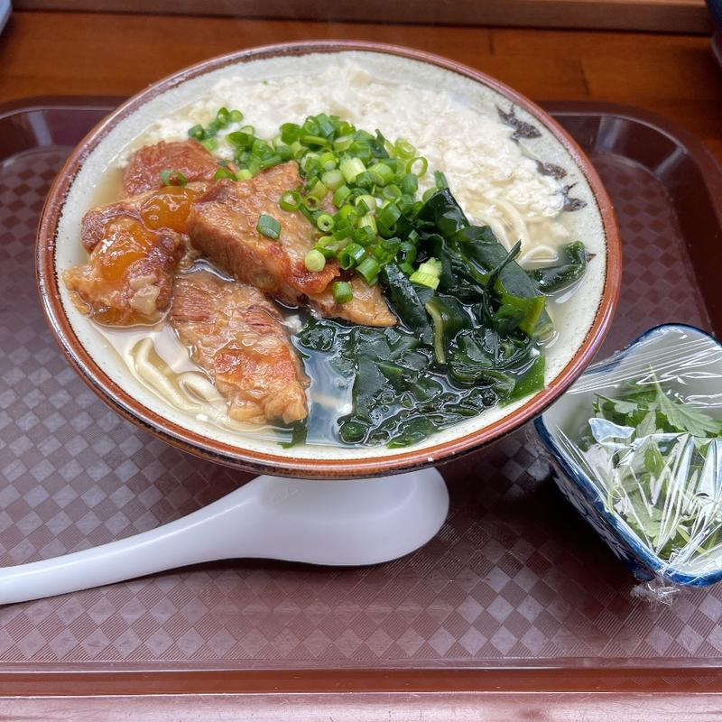 (沖縄そばエッチャン)