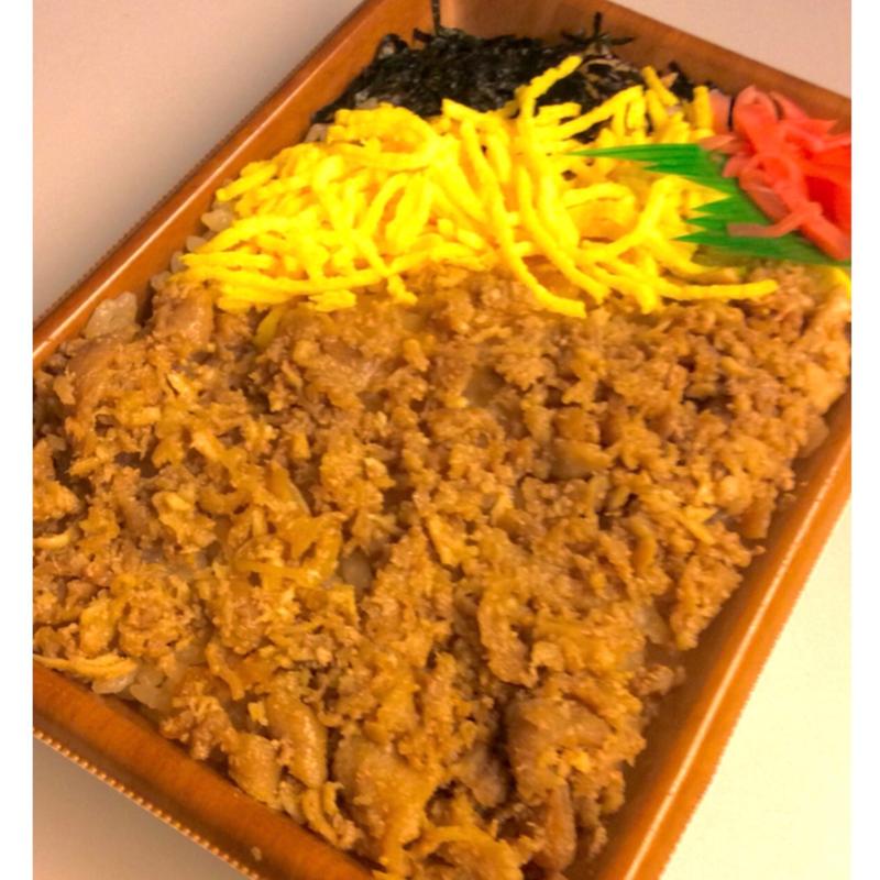 かしわめし(セブン-イレブン ハートイン小倉新幹線改札内中央店)