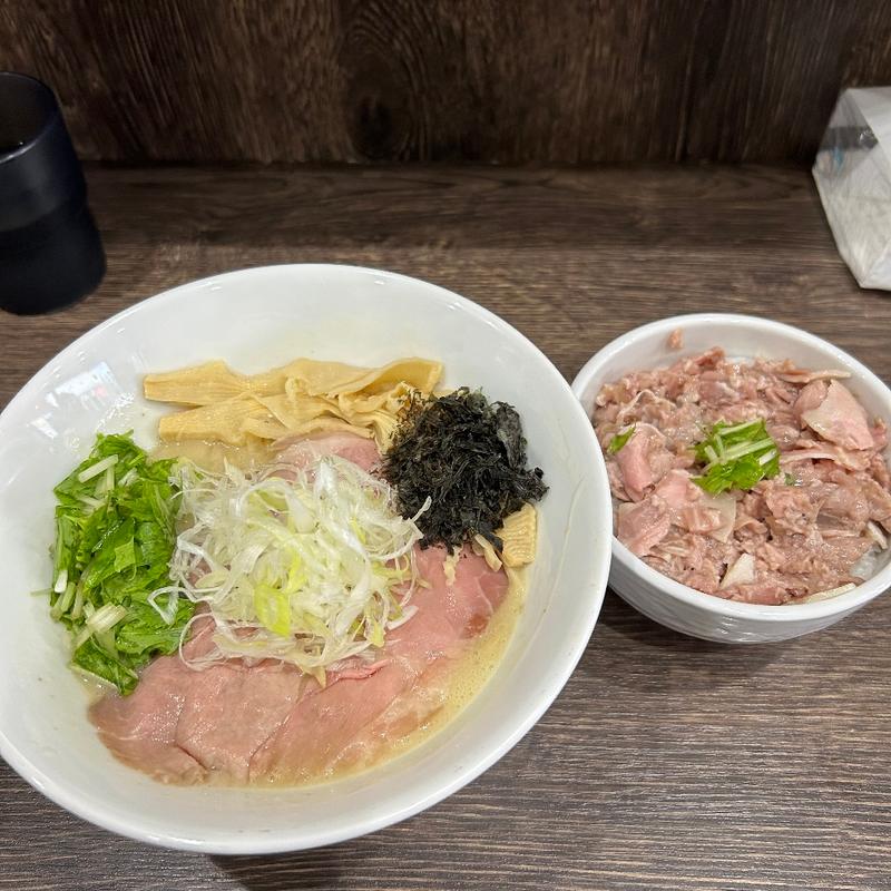 (オタクが作るラーメンは異世界でも通用するらしい)
