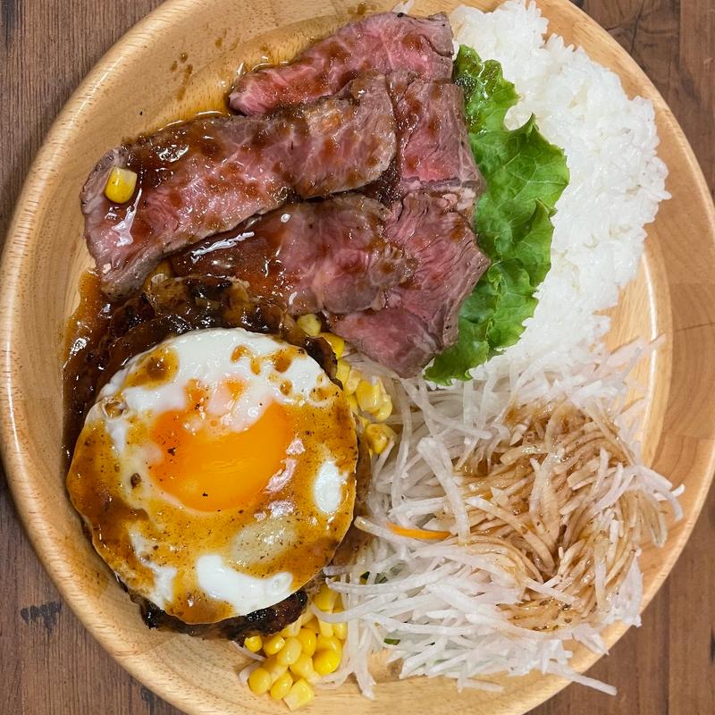 熟成ミスジのローストビーフエッグハンバーグ(コロンブス )