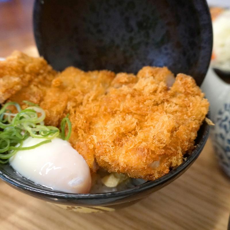 ロースカツ丼(とんかつ家族)