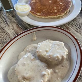 Biscuits and Gravy(Bobby’s Coffee Shop)