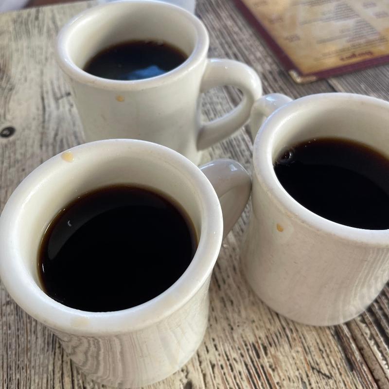 Coffee(Bobby’s Coffee Shop)