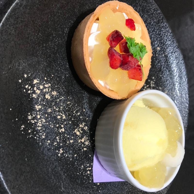 リンゴのタルト(にぎり長次郎 康生通店)