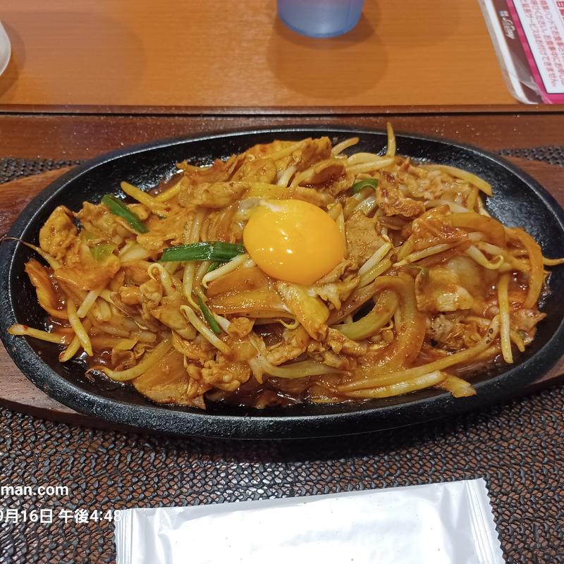 鉄板豚キムチ(シーズダイニング 記念橋店)