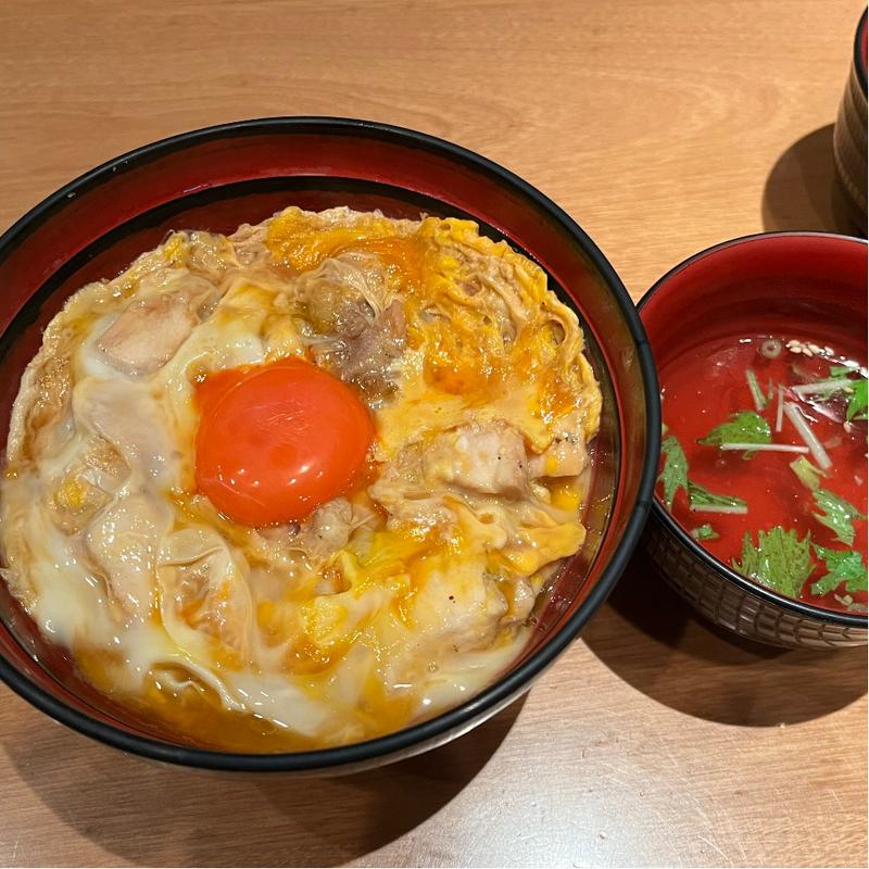 親子丼(鶏味座 ダイバーシティ東京プラザ店)