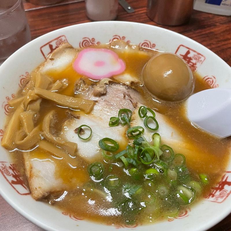 特製中華そば(井出商店 （いでしょうてん）)