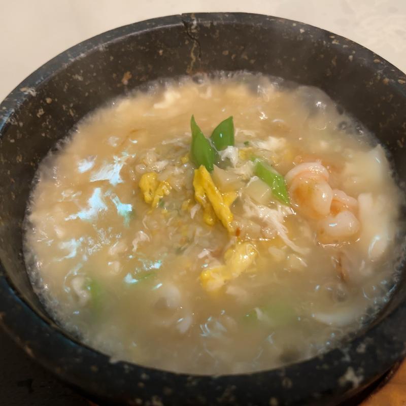 海の幸石焼あんかけチャーハン(中華ジャスミンの花 )