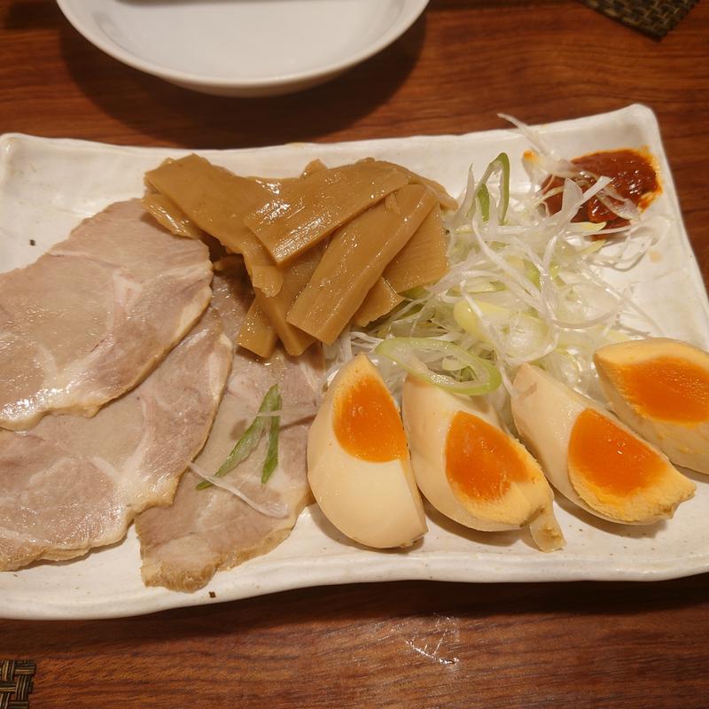 おつまみ三種盛(まんまる)