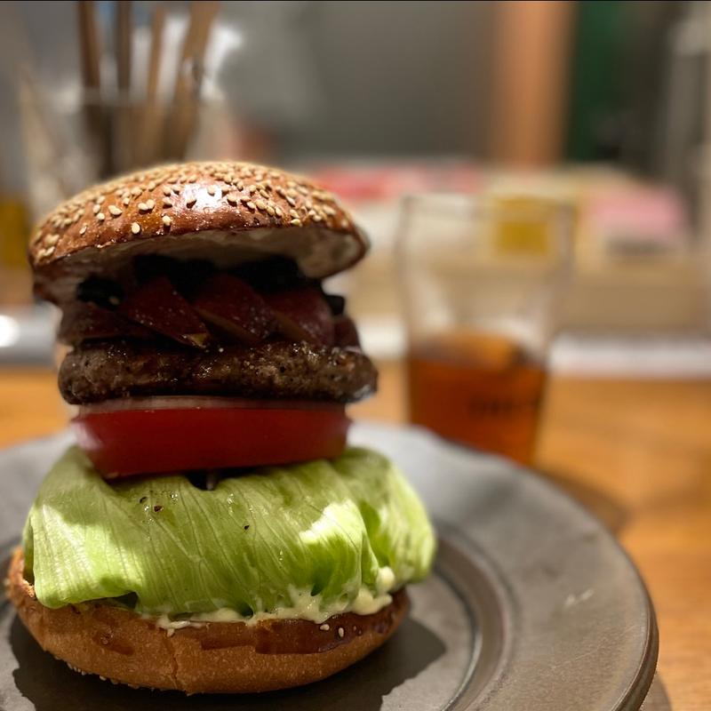 FIG&BLUEBERRY CREAM CHEESE BURGER( 無花果とブルーベリーのクリームチーズバーガー)(the day east tokyo（ザデイ）)