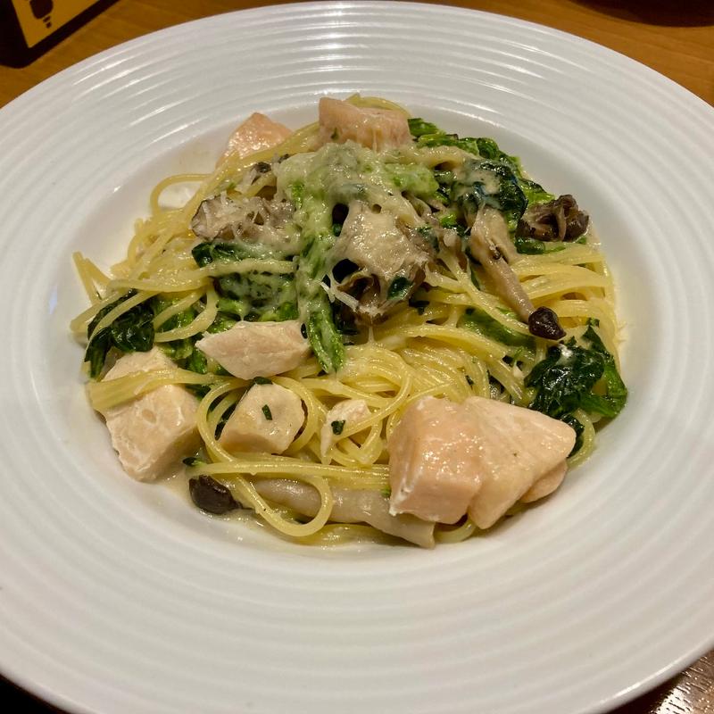 サーモンのきのこクリームパスタ(ココス 烏山店 （COCO'S）)