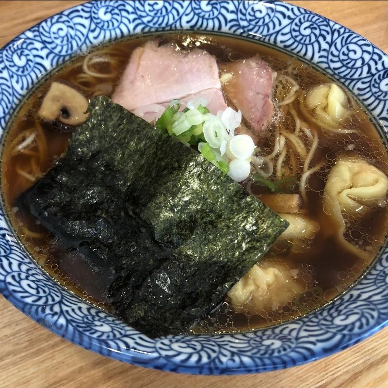 わんたんめん（塩・正油） (らーめん森や。)