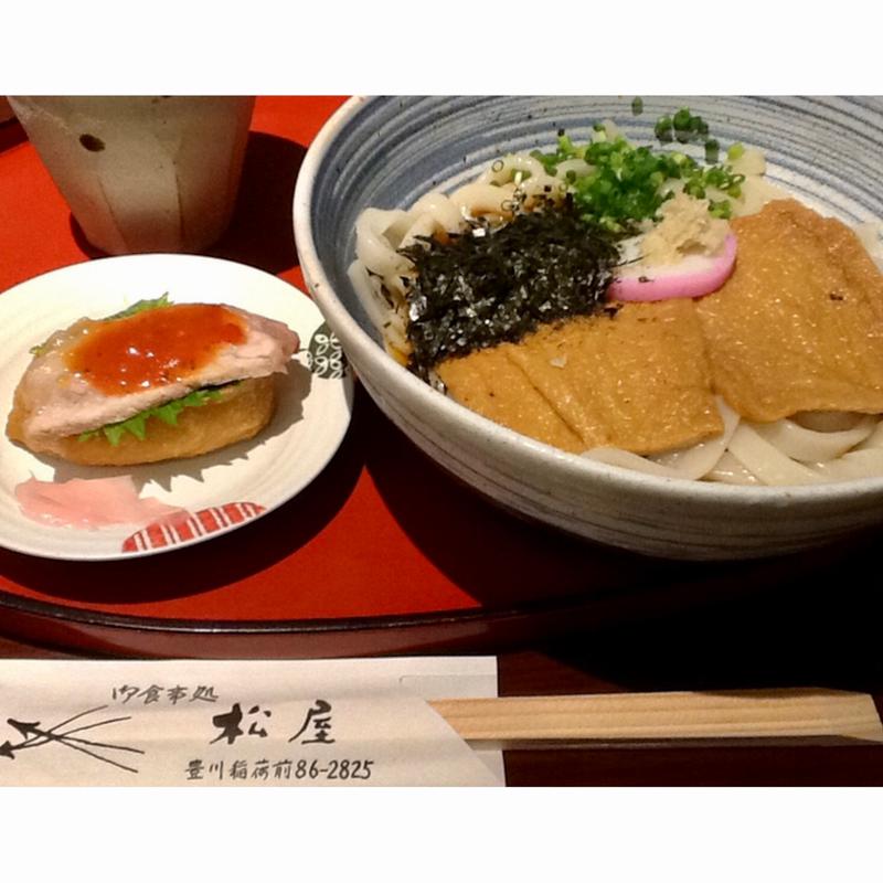 冷やしきつねうどん、創作いなり(豊川創作いなり寿司 和食処 松屋)