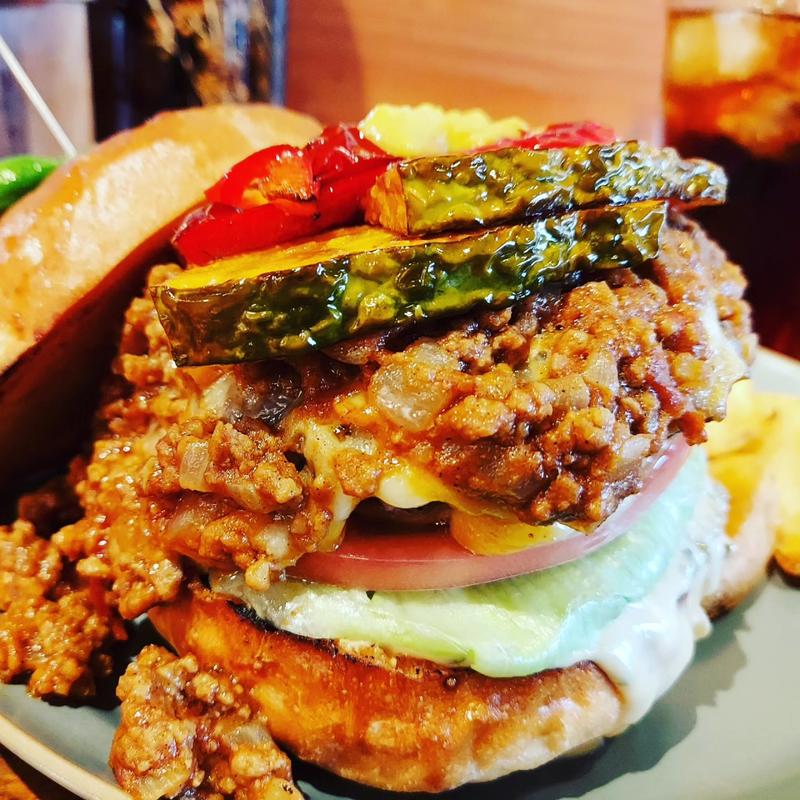 ホットスパイシーカリーベジバーガー(あべのDining BUZZ)