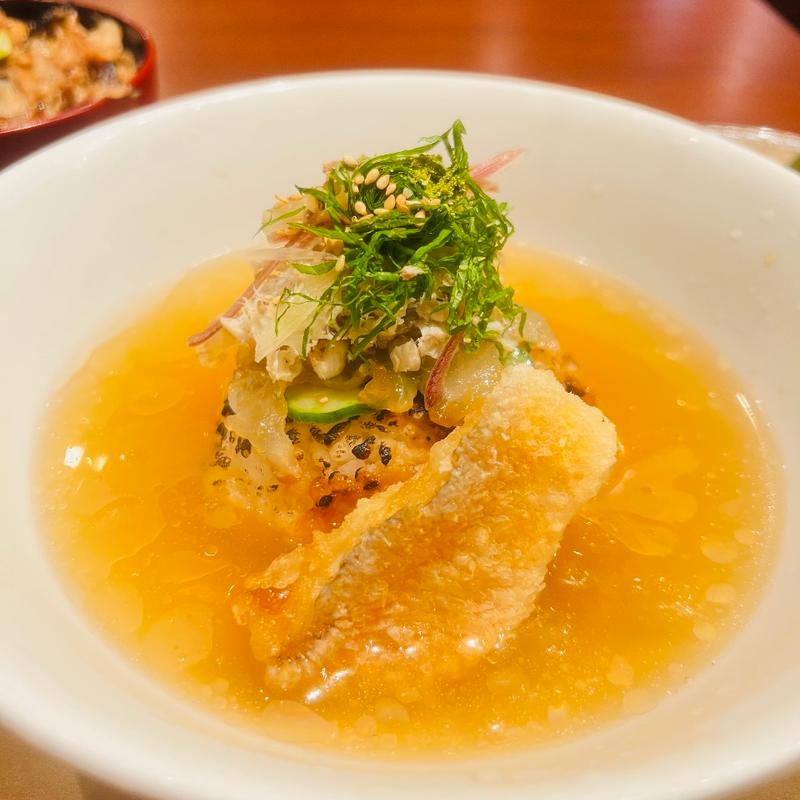 プレミアム小麦と鯛の冷汁　甘鯛の松笠揚げ付き(麺 紡木)